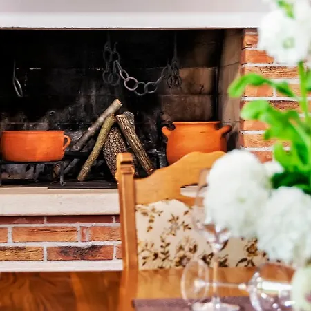 House Ulika Апартаменты *