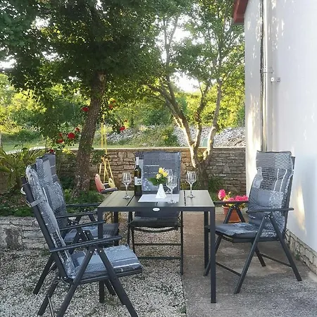 House Ulika Бале