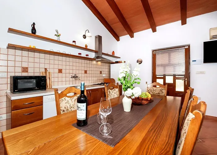 Appartement House Ulika Bale
