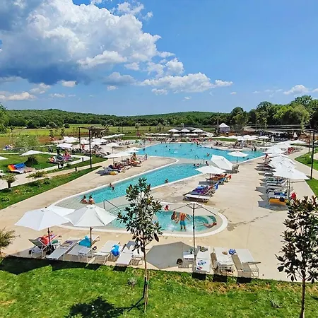 House Ulika Apartment *